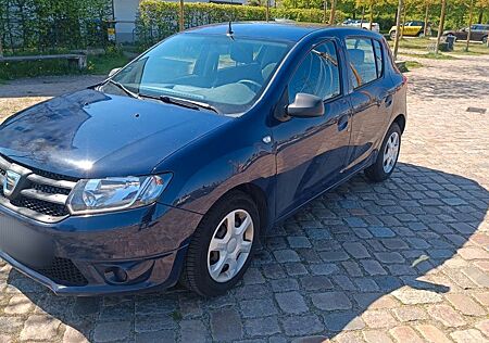 Dacia Sandero , Stadtauto, Klima wenig KM, el.Fenster