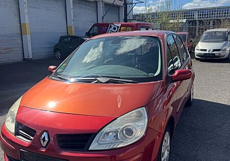 Renault Scenic 1.6 16V