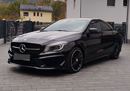 Mercedes-Benz CLA 180 AMG Line AMG Line