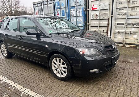 Mazda 3 1.6TD AHK 1.Hand TÜV 03/2027