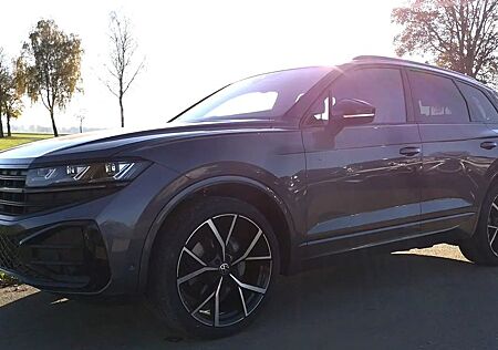 VW Touareg Volkswagen 3.0 V6 TDI R-Line 4M HUD Pano Roof