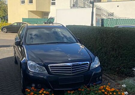 Mercedes-Benz C 200 CDI T AVANTGARDE AVANTGARDE