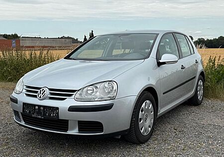 VW Golf Volkswagen V Lim. Trendline*Klima*AHK*1 Hand*Scheck.