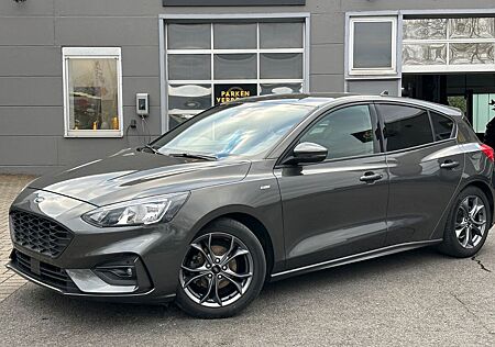 Ford Focus Lim. ST-Line