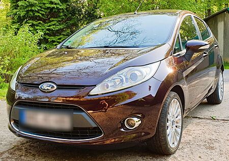 Ford Fiesta 1,4 Titanium TÜV/HU NEU !!!