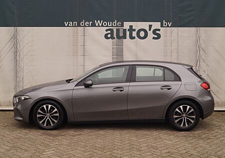 Mercedes-Benz A 160 Business Solution -NAVI-ECC-PDC-CAM-