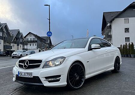 Mercedes-Benz C 180 Coupé -