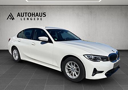BMW 320d Lim. Sport Line *LED *LEDER *KAMERA *LM