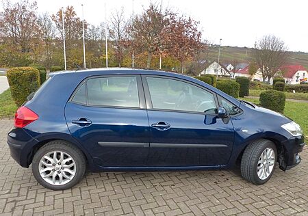 Toyota Auris 1.6 - 5-türige Kombilimousine, 1. Hand