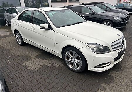 Mercedes-Benz C 200 CDI BlueEFFICIENCY AVANTGARDE 6 GANG