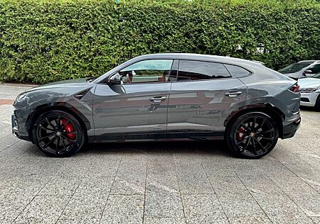 Lamborghini Urus 4.0 V8 *Akrapovic*23"*Carbon*Garantie*ADAS*