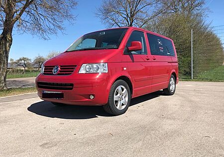 VW T5 Multivan Volkswagen 2.5 TDI 174 PS