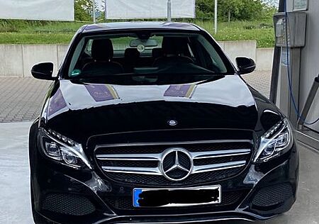 Mercedes-Benz C 200 4MATIC Autom., Benzin