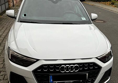 Audi A1 30 TFSI Sportback -