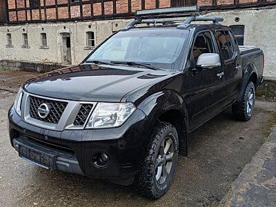 Nissan Navara 2.5 Double Cab, Automatik, Standhzg, AHK