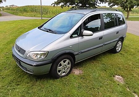 Opel Zafira 1.8 16V Comfort,7 Sitzer! Scheckheft !