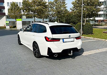 BMW 320iA Touring M SPORT Vollausst AHK HUD 80.000€