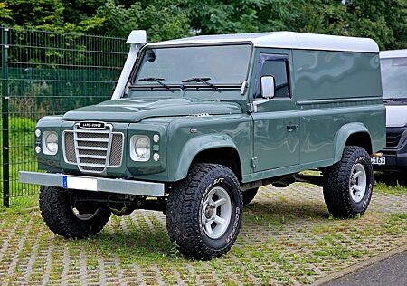 Land Rover Defender Td4 2.2 4x4 Station Wagon