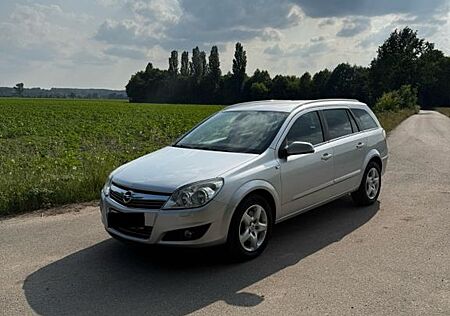 Opel Astra Caravan 1.9 CDTI CATCH ME 74kW CATCH ME