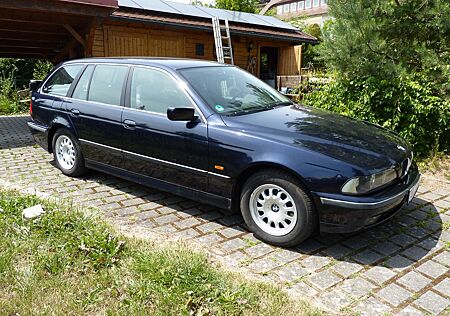 BMW 520i Touring -