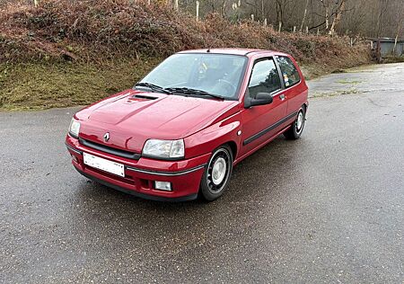 Renault Clio 1.4s