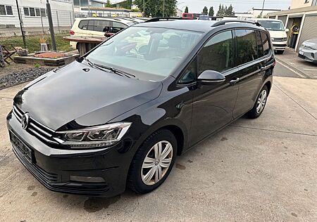 VW Touran Volkswagen 7 Sitzer Navi