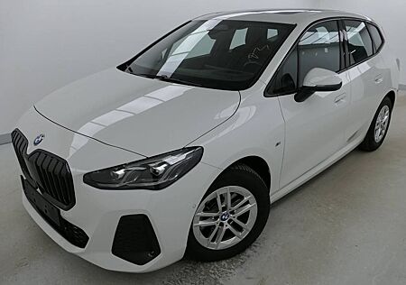 BMW 2er 220i Active Tourer M Sport --AHK/ACC/Pano/harman