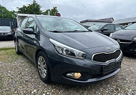 Kia Cee'd / Ceed 1.4 CVVT Attract