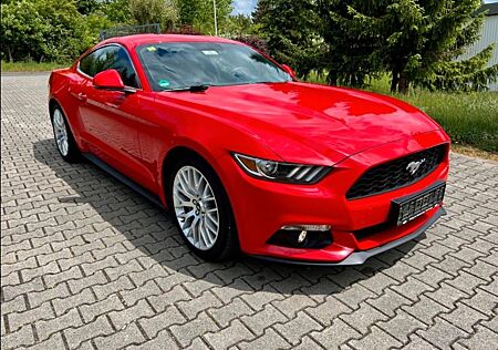 Ford Mustang 2.3 EcoBoost -