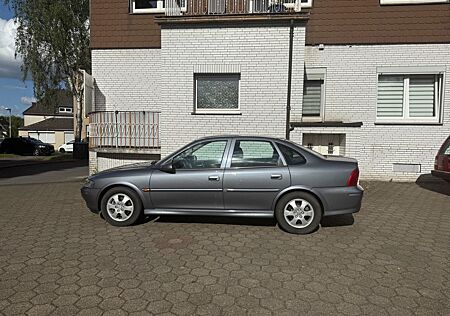 Opel Vectra B 1.6 16V
