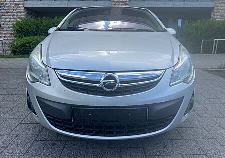Opel Corsa D Navi
