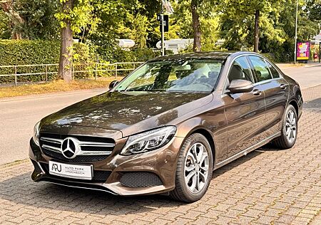 Mercedes-Benz C 200 C -Klasse Lim. CGI. Kamera. LED.