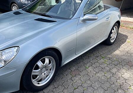 Mercedes-Benz SLK 200 KOMPRESSOR -