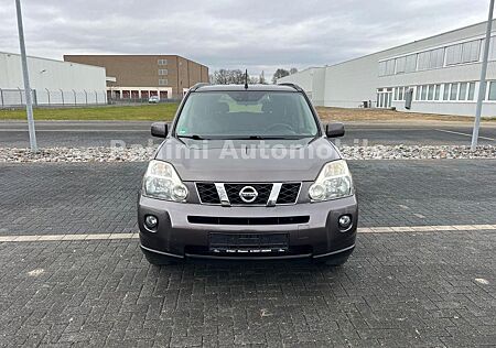 Nissan X-Trail SE 4X4 Allradantrieb zuschaltbar 6-Gang
