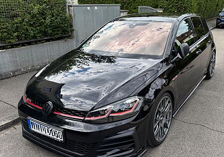 VW Golf Volkswagen 7 GTI TCR APR Stage 1 340 PS KW V2 Akra