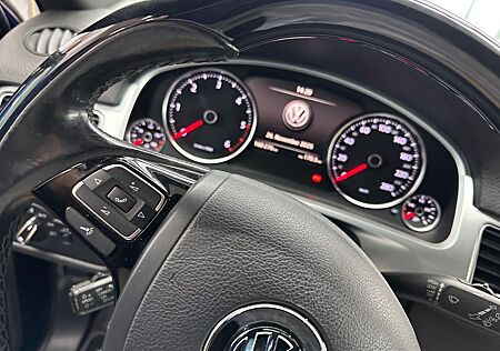 VW Touareg Volkswagen 4.2 V8 TDI Tiptronic -