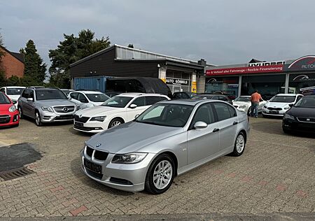 BMW 318i SCHIEBED. Sitzhz XENON PDC Multifkt. LEDER