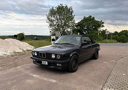 BMW 325i E30 Cabrio | H-Kennzeichen | Scheckheft uvm