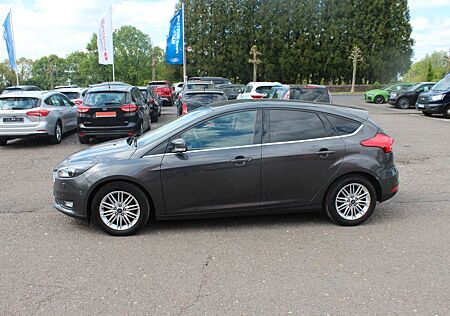 Ford Focus Lim. 1.0l Ecob. C&C+Business+XENON+AHK