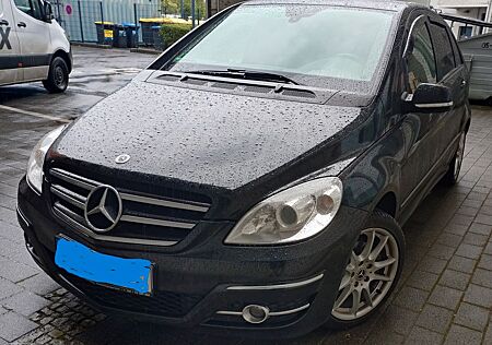 Mercedes-Benz B 200 Sports Tourer Automatik Klimaautomatik