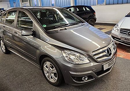 Mercedes-Benz B 160 Easy Vario, Tempomat, Navi