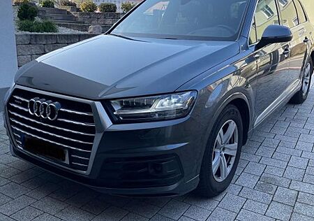 Audi Q7 3.0 TDI /1.Hand/S-Line/Matrix/Pano/7 Sitzer
