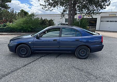 Mitsubishi Carisma