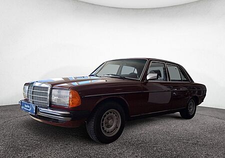 Mercedes-Benz 300 300D W123 H-KENNZEICHEN