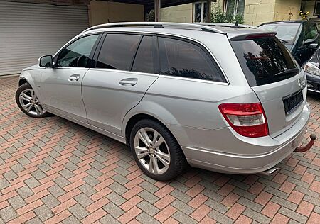 Mercedes-Benz C 320 CDI 4MATIC T ELEGANCE Autom. Elegance