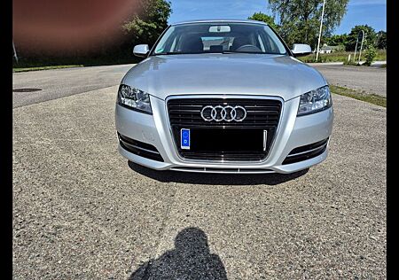 Audi A3 1.4 TFSI S tronic Attraction 7440 km !!!