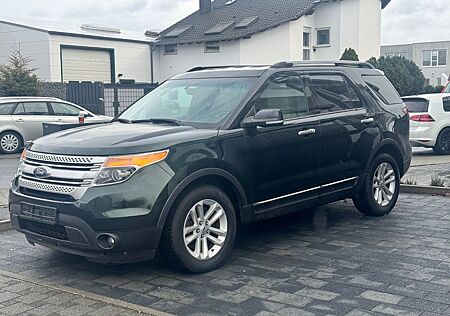 Ford Explorer * 3.5L * 7 Sitzer * 4WD