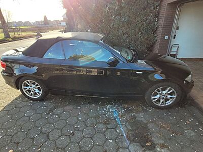 BMW 125i Cabrio - saphirschwarz metallic