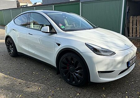 Tesla Model Y Performance AWD +++ MwSt. ausweisbar
