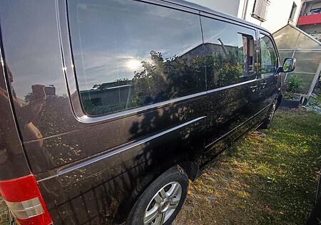 VW T5 Multivan Volkswagen Highline HU/AU April 2027